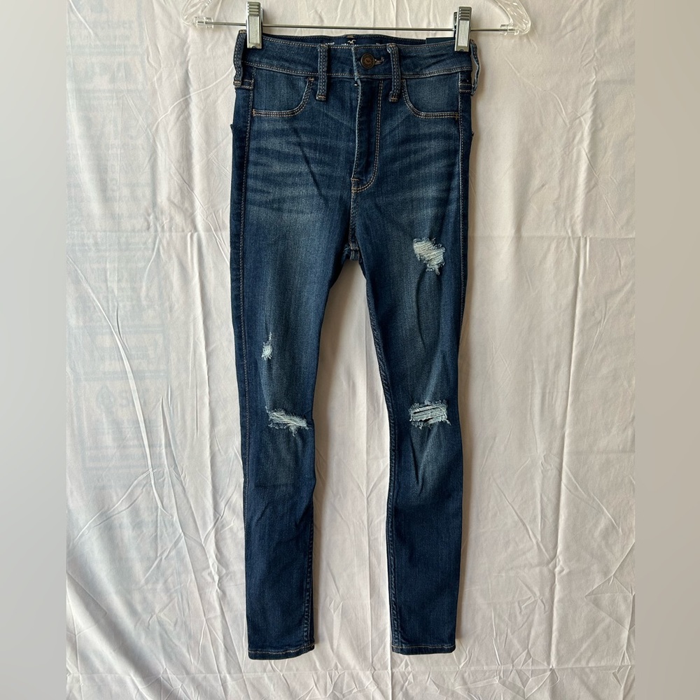 NWT Hollister Ripped High-Rise Jean Legging, Size 00XS, W23